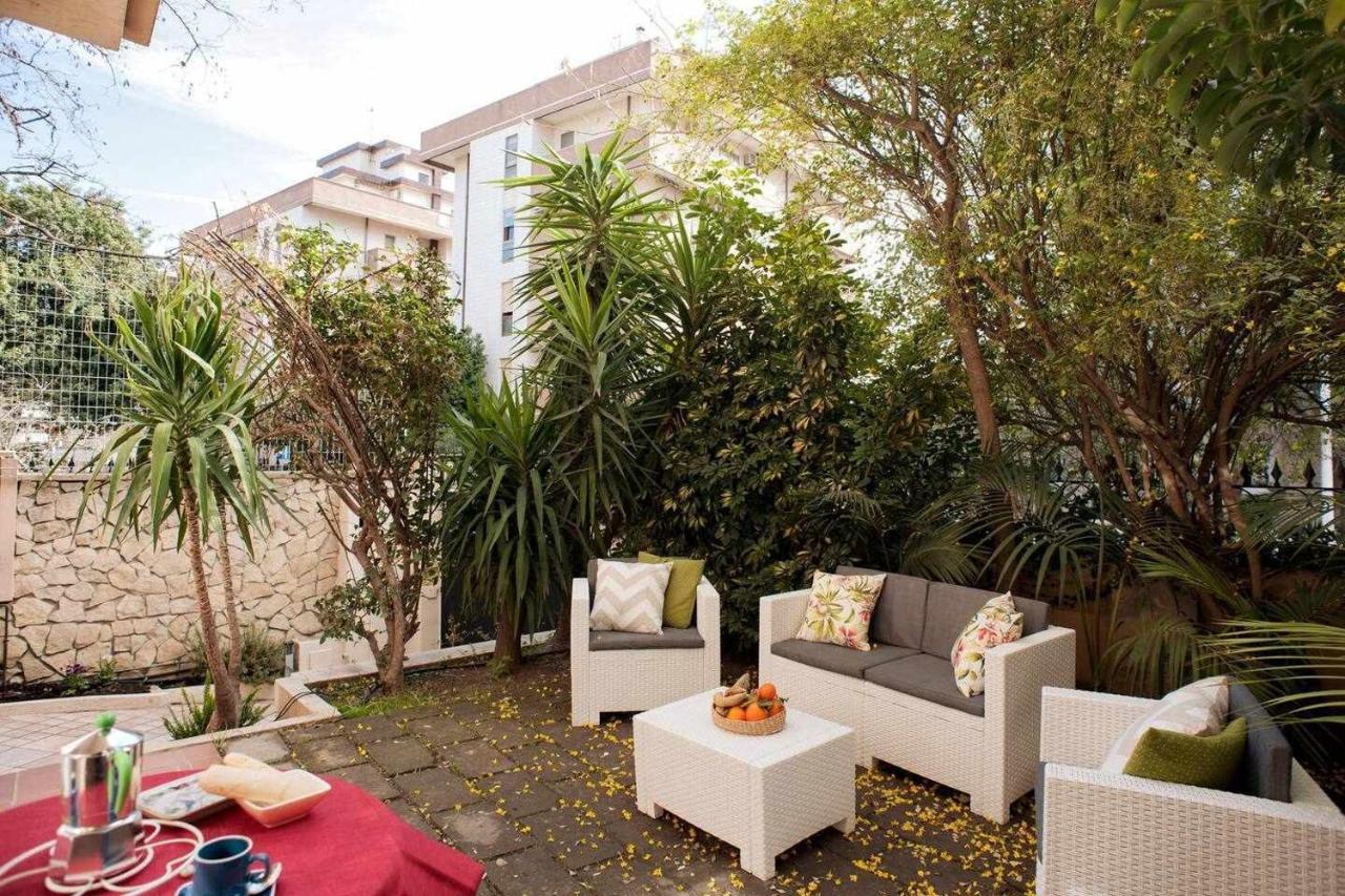 קליארי Elegante Villa Lu Centro Citta Con Parcheggio מראה חיצוני תמונה